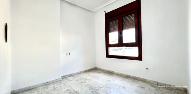 2 slaapkamer Appartement te koop in Villamartin, Orihuela - € 165.000 (Ref: 9795063)