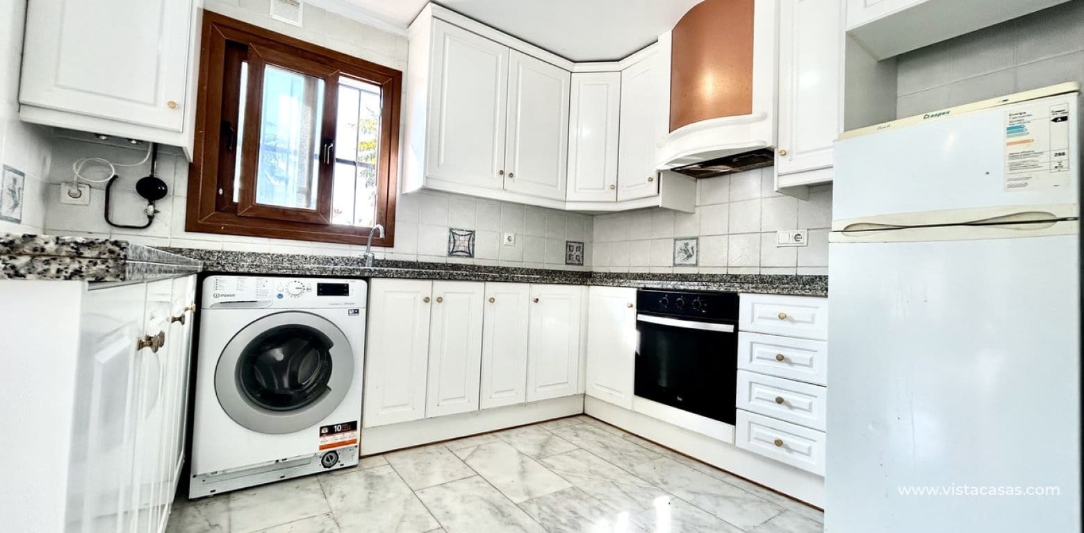 2 slaapkamer Appartement te koop in Villamartin - € 165.000 (Ref: 9795063)