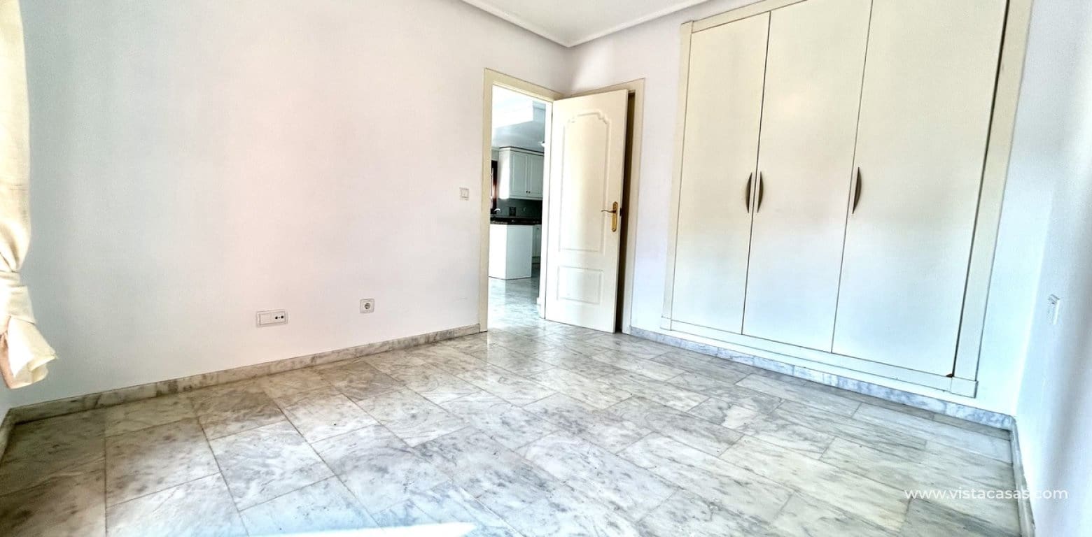 2 slaapkamer Appartement te koop in Villamartin - € 165.000 (Ref: 9795063)