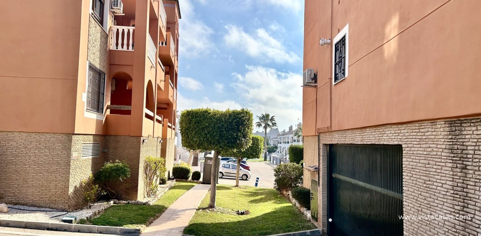 2 slaapkamer Appartement te koop in Villamartin - € 165.000 (Ref: 9795063)