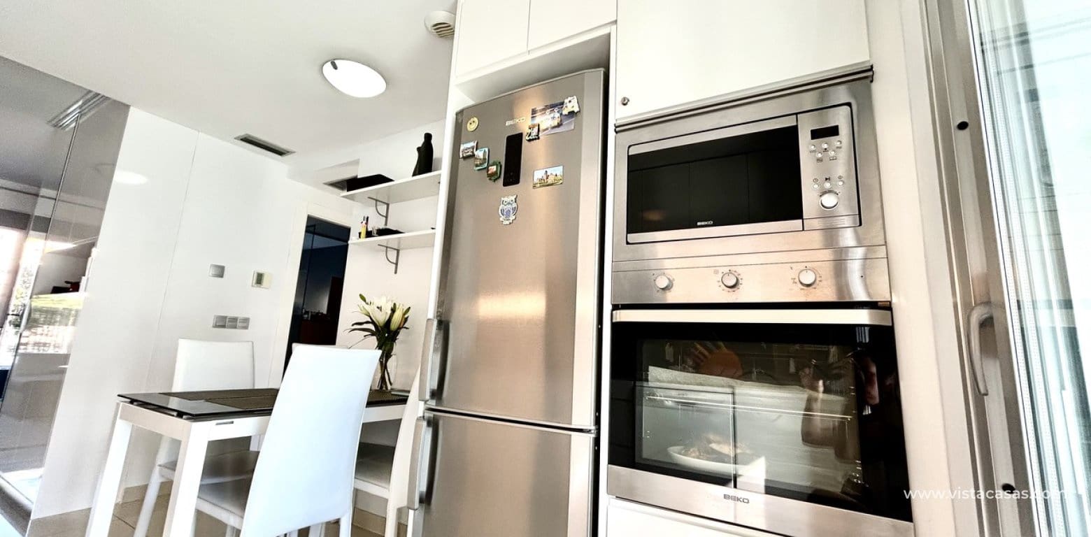 2 bedroom Apartment for sale in Orihuela Costa - € 240,000 (Ref: 9795064)