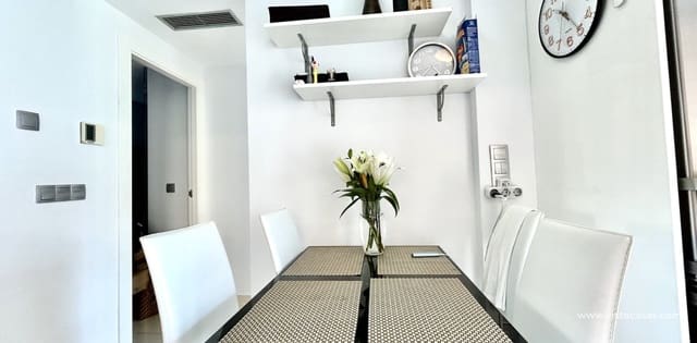 2 slaapkamer Appartement te koop in Punta Prima, Orihuela - € 240.000 (Ref: 9795064)