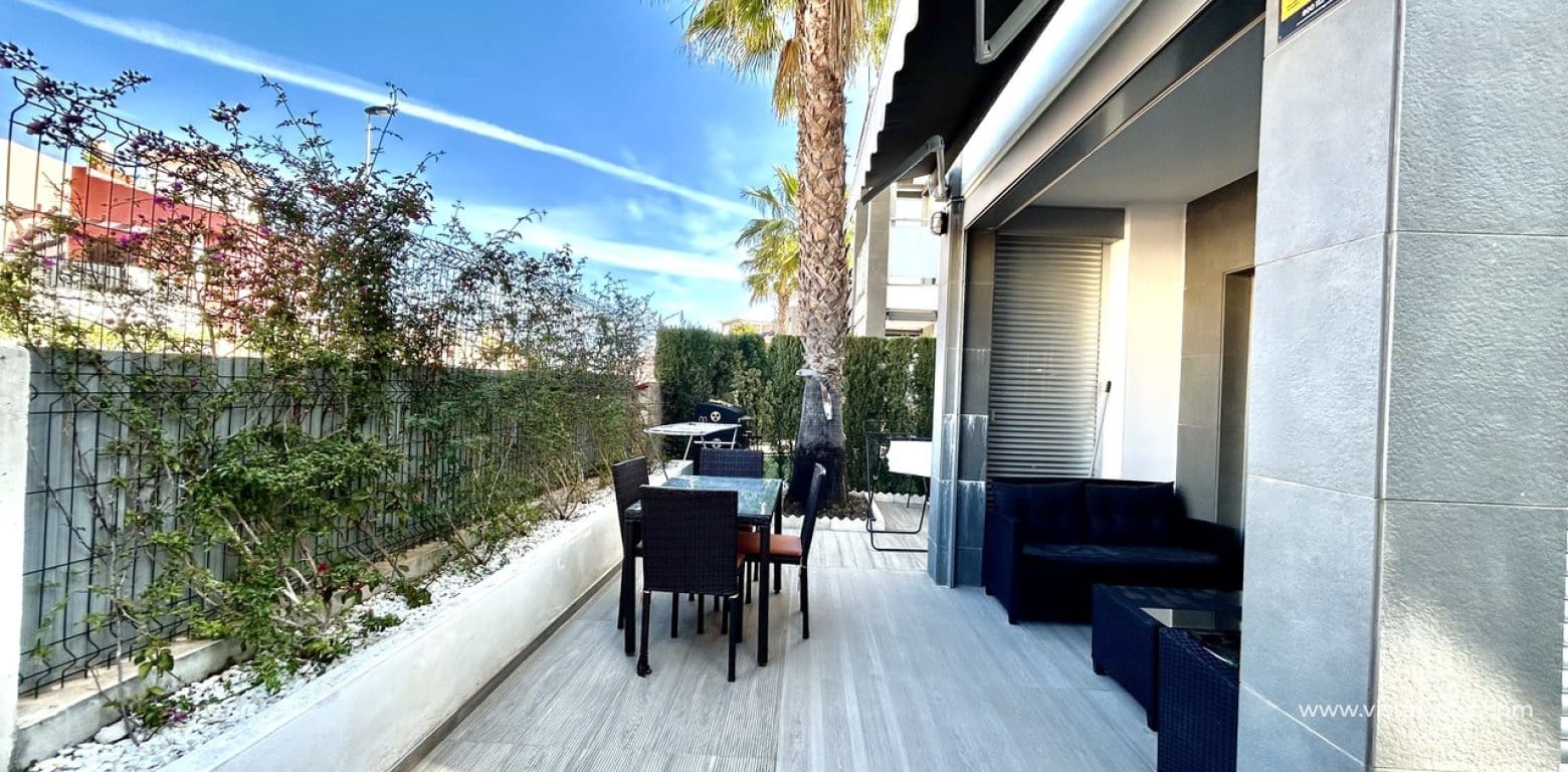 2 bedroom Apartment for sale in Orihuela Costa - € 240,000 (Ref: 9795064)