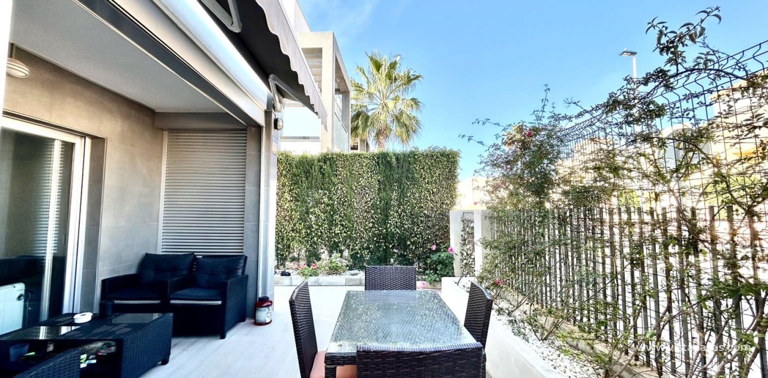 2 bedroom Apartment for sale in Orihuela Costa - € 240,000 (Ref: 9795064)