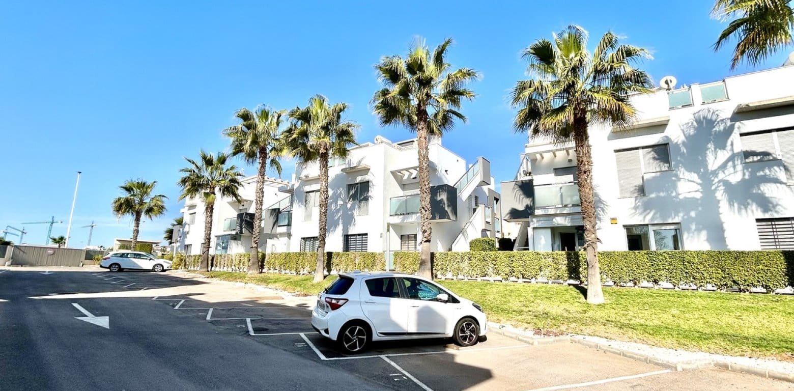 2 bedroom Apartment for sale in Orihuela Costa - € 240,000 (Ref: 9795064)