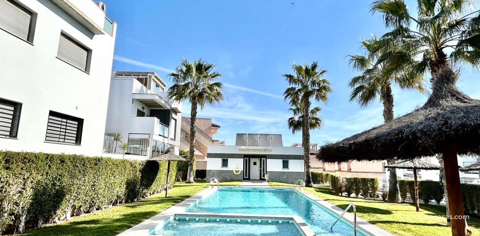 2 bedroom Apartment for sale in Orihuela Costa - € 240,000 (Ref: 9795064)