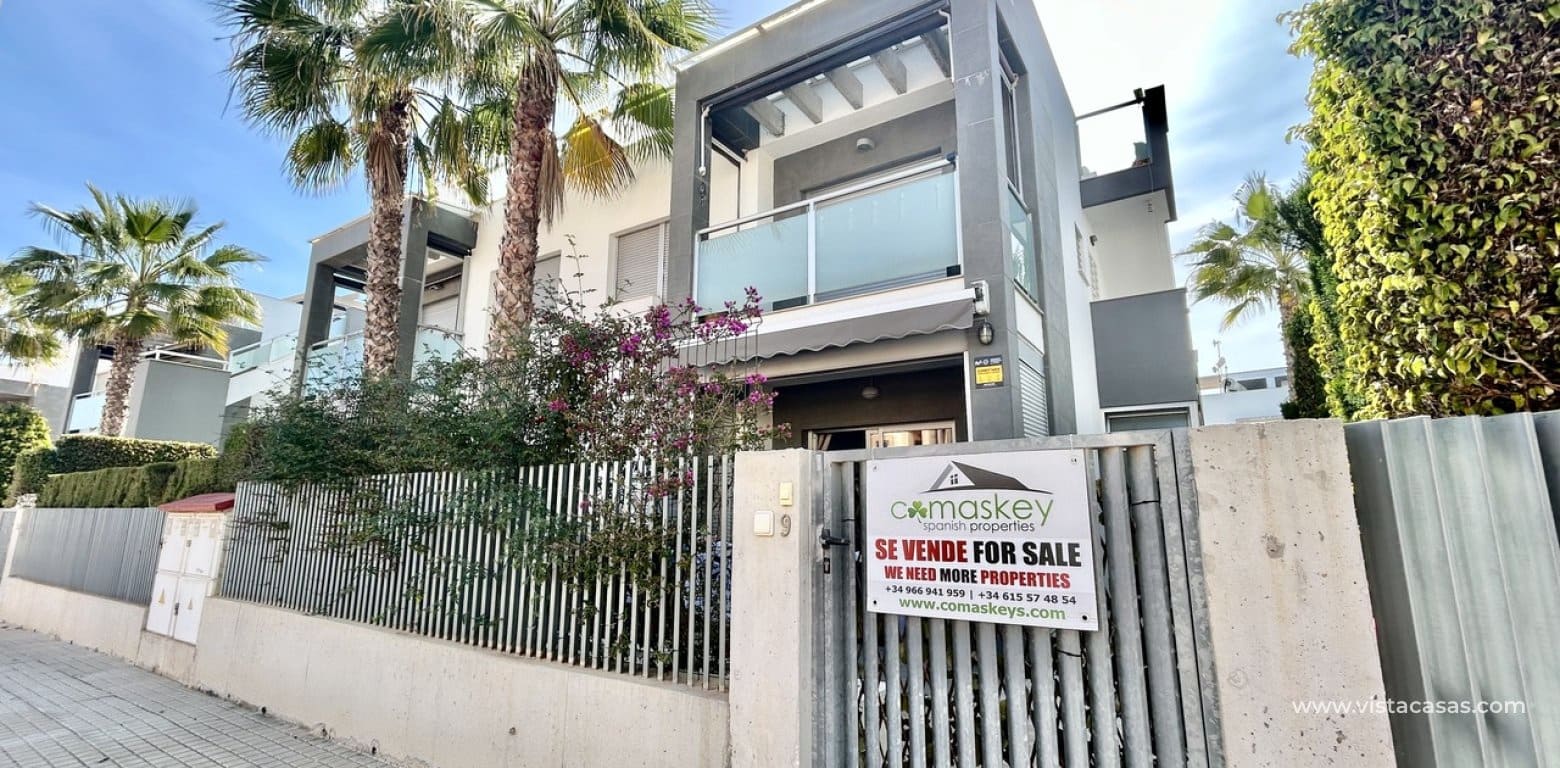 2 bedroom Apartment for sale in Orihuela Costa - € 240,000 (Ref: 9795064)