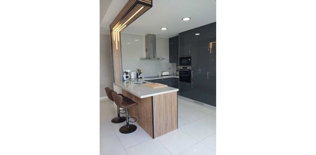 5 soverom Villa til salgs i Villamartin, Orihuela - € 699 000 (Ref: 9800799)