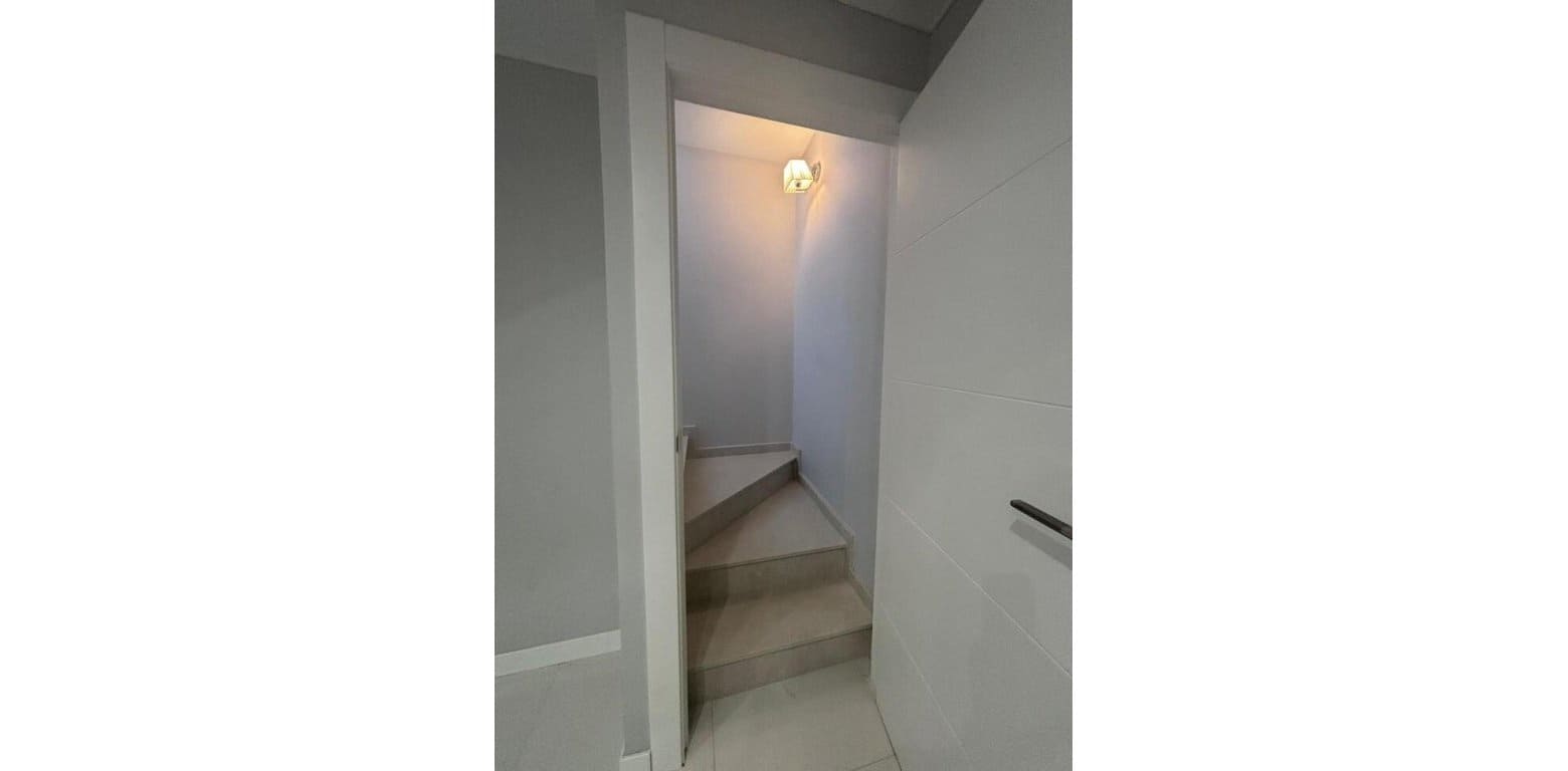 5 soverom Villa til salgs i Villamartin - € 699 000 (Ref: 9800799)