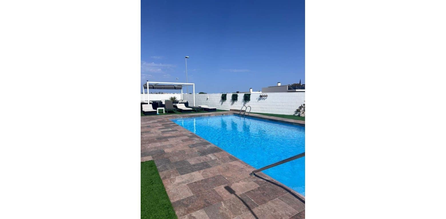 5 soverom Villa til salgs i Villamartin - € 699 000 (Ref: 9800799)