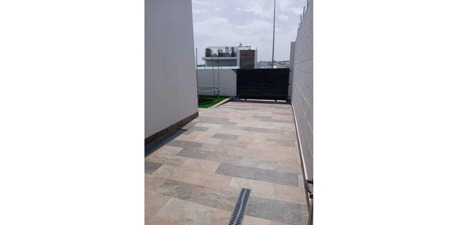 5 soverom Villa til salgs i Villamartin - € 699 000 (Ref: 9800799)