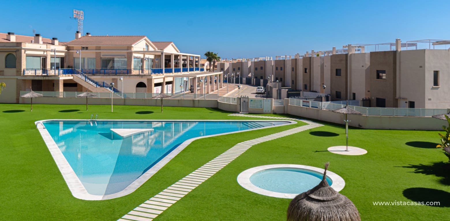 2 makuuhuone Huoneisto myytävänä paikassa La Zenia - 249 900 € (Ref: 9800800)