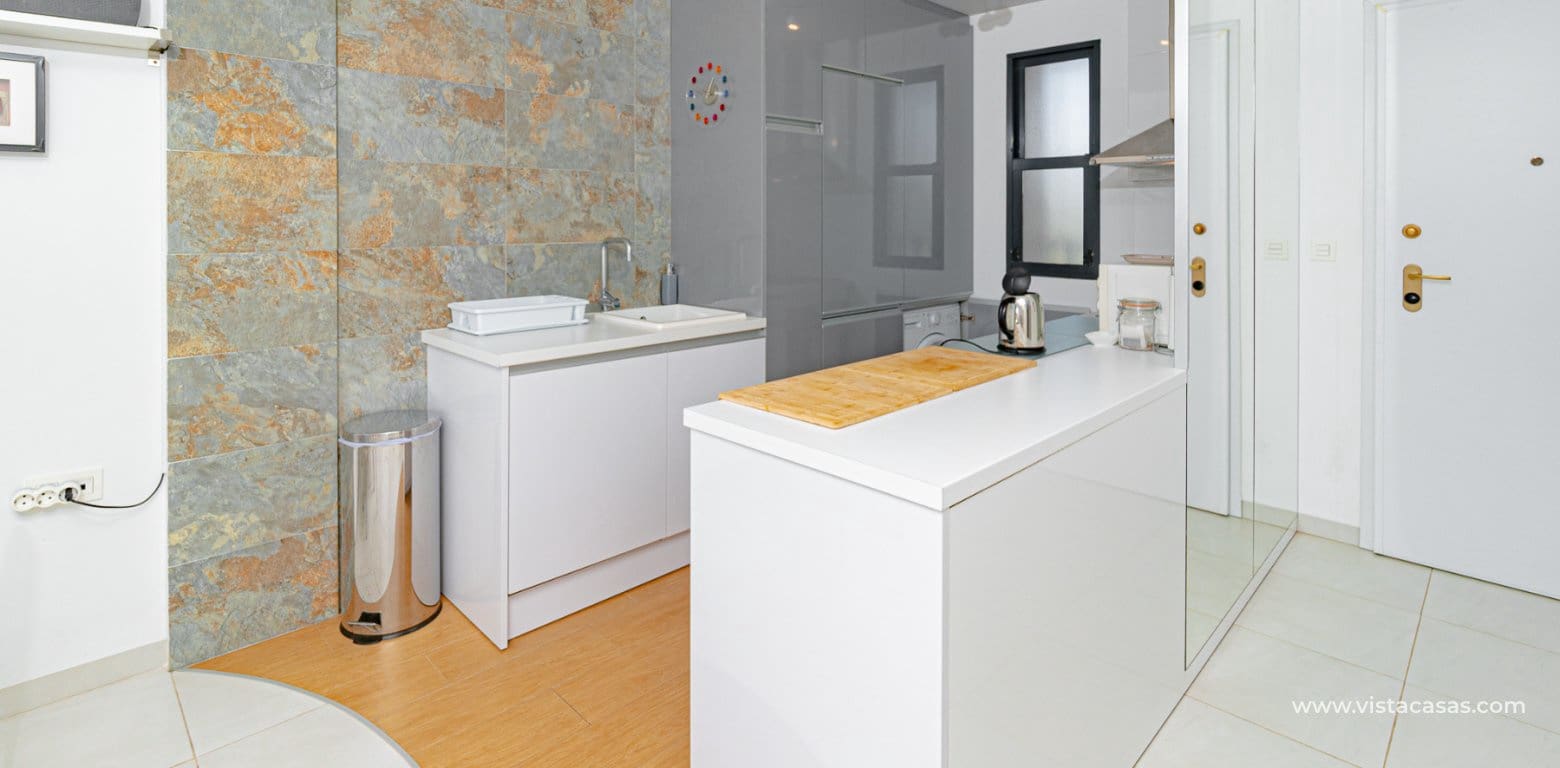 2 makuuhuone Huoneisto myytävänä paikassa La Zenia - 249 900 € (Ref: 9800800)