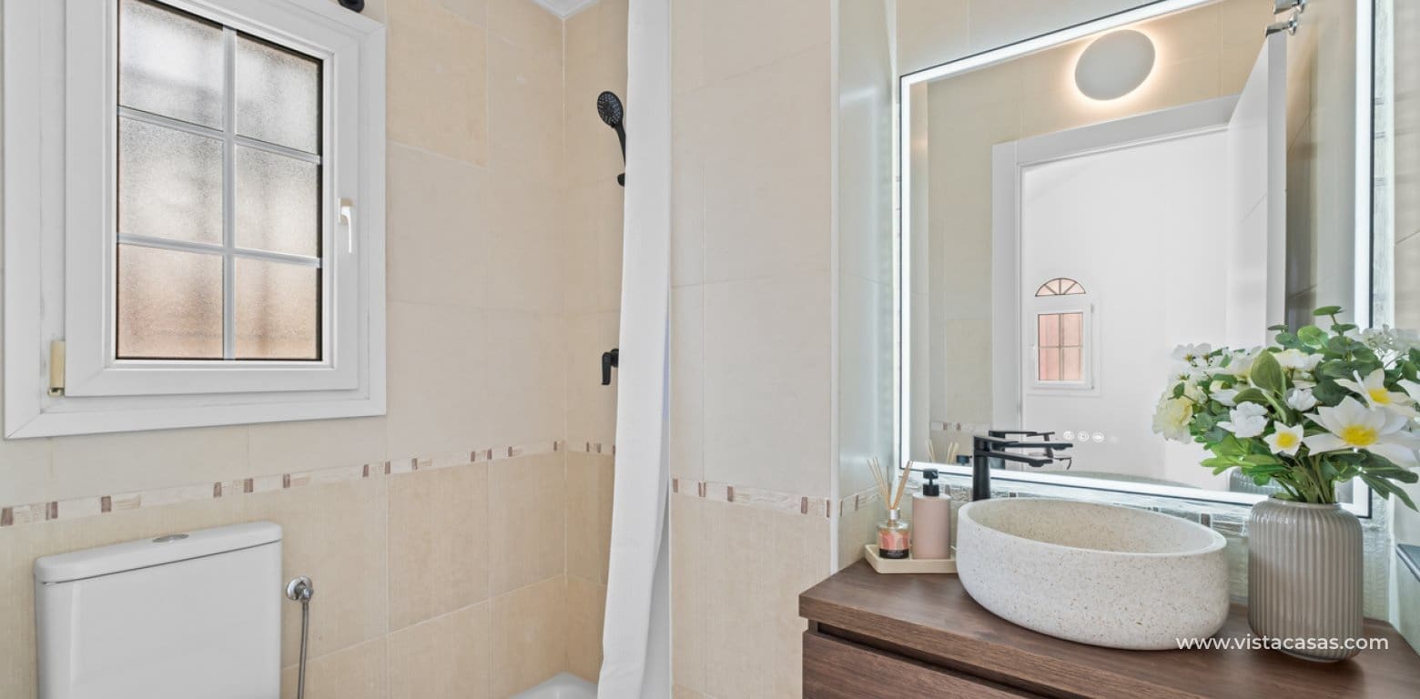 3 bedroom Townhouse for sale in Villamartin - € 269,800 (Ref: 9800801)