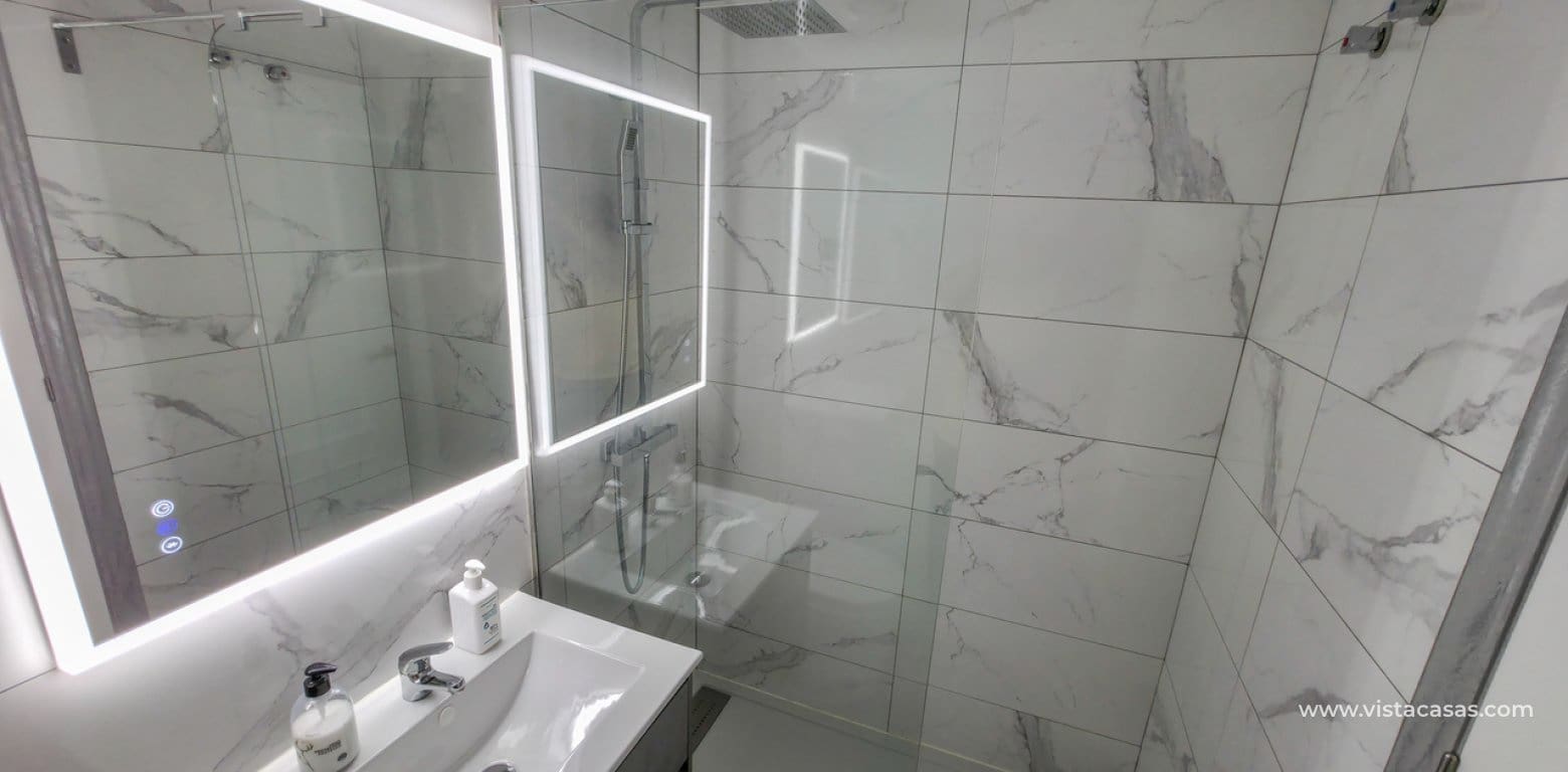 2 bedroom Apartment for sale in Vistabella - € 135,000 (Ref: 9805572)