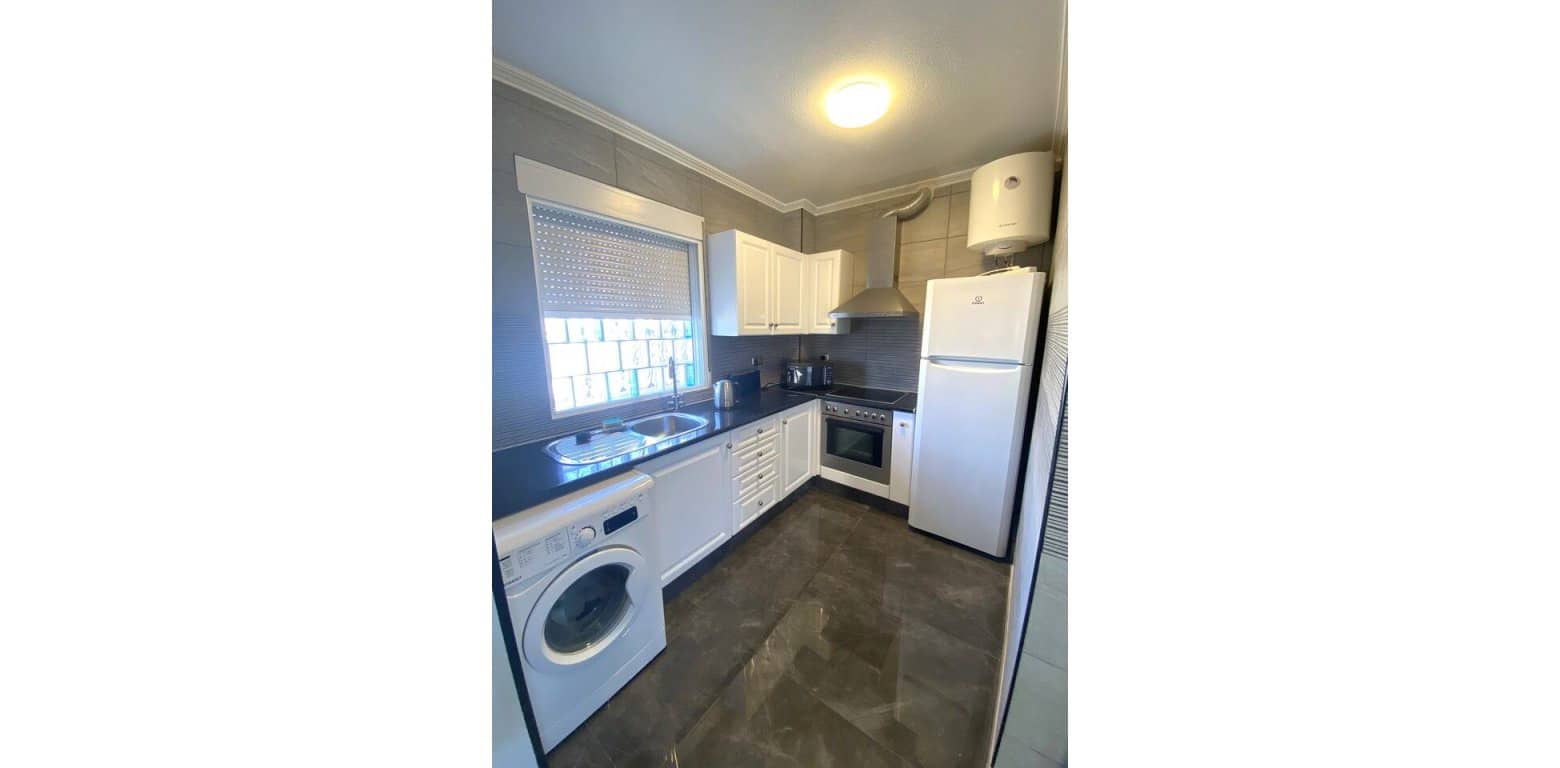 5 Zimmer Villa zu verkaufen in Playa Flamenca - 359.995 € (Ref: 9806785)