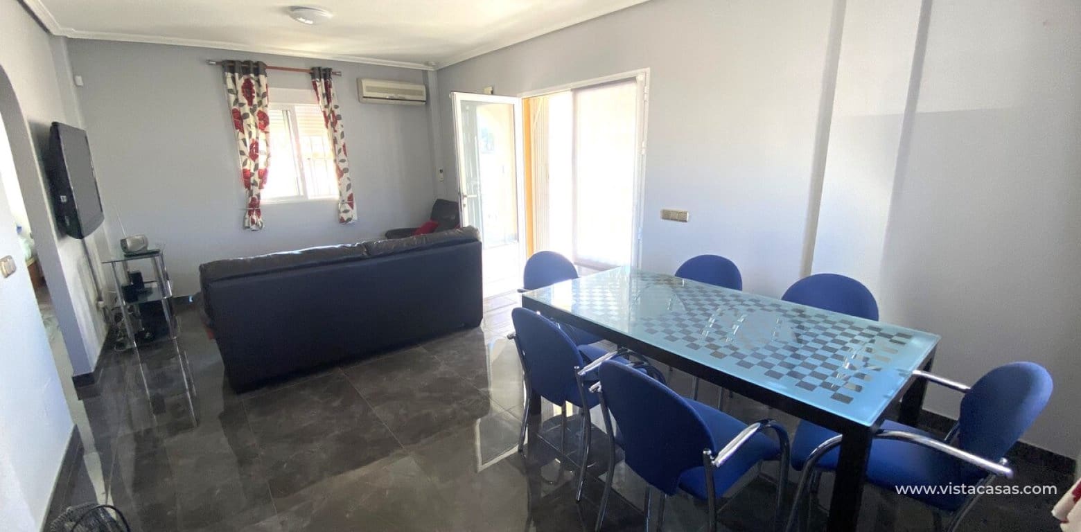 5 Zimmer Villa zu verkaufen in Playa Flamenca - 359.995 € (Ref: 9806785)