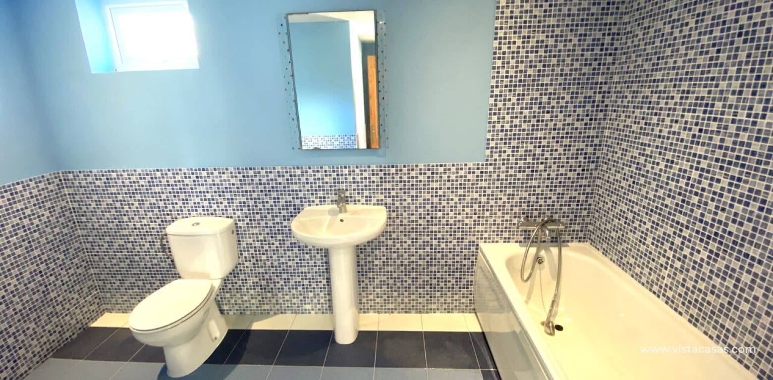 5 Zimmer Villa zu verkaufen in Playa Flamenca - 359.995 € (Ref: 9806785)