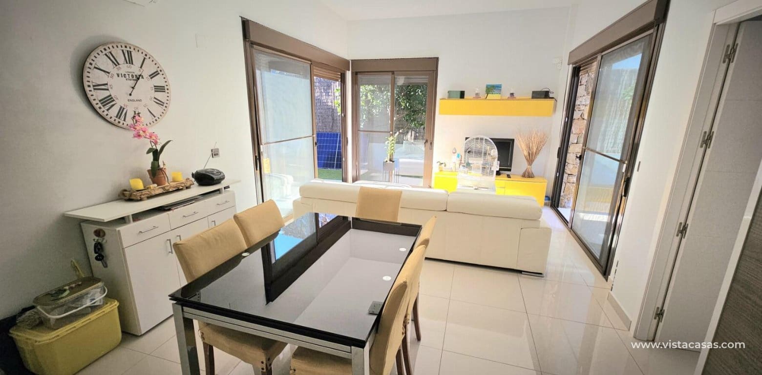 2 slaapkamer Villa te koop in Cabo Roig - € 299.000 (Ref: 9806789)