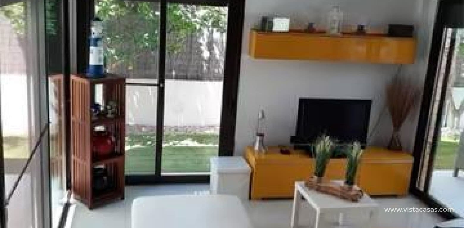 2 slaapkamer Villa te koop in Cabo Roig - € 299.000 (Ref: 9806789)