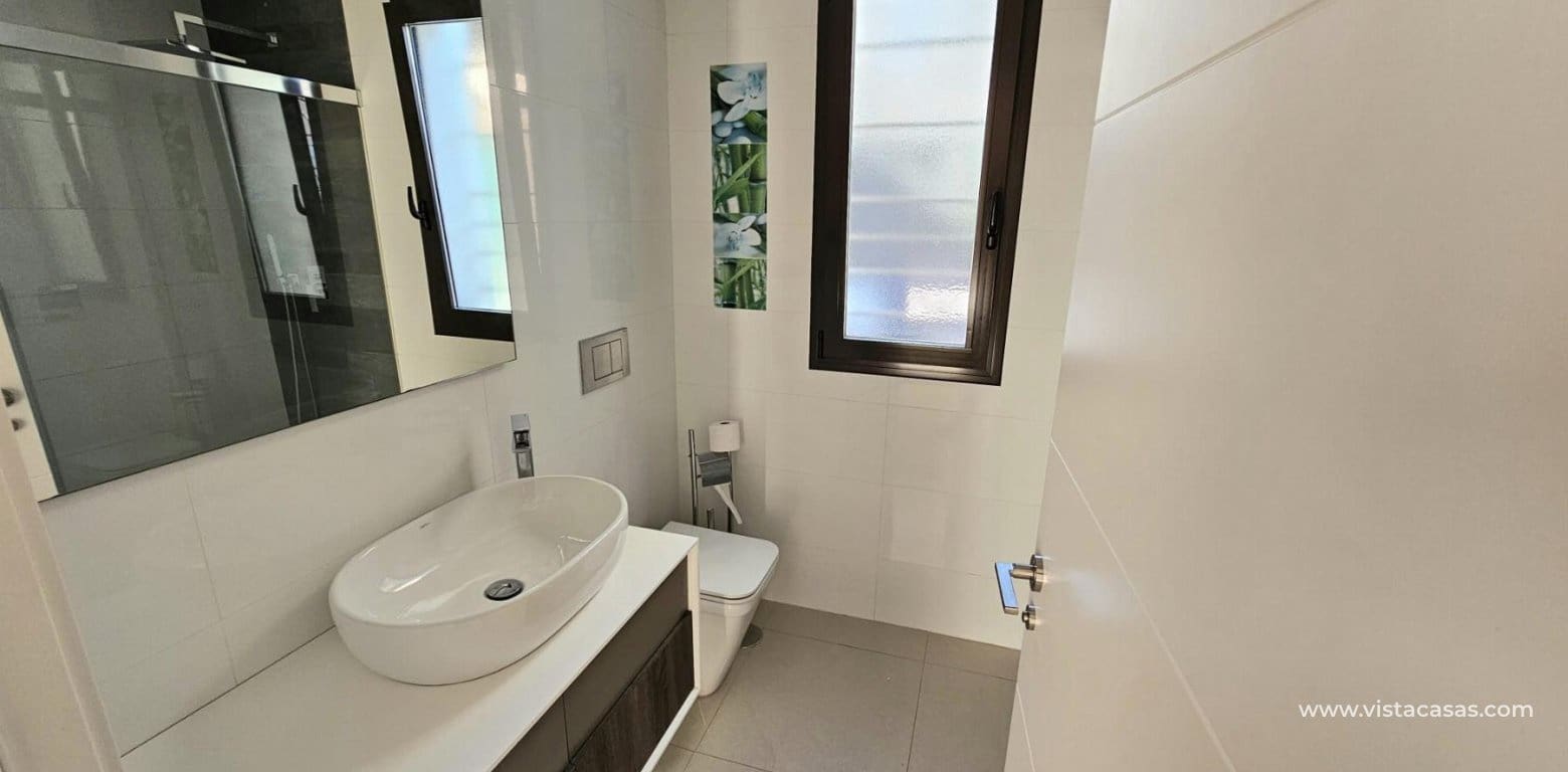 2 slaapkamer Villa te koop in Cabo Roig - € 299.000 (Ref: 9806789)