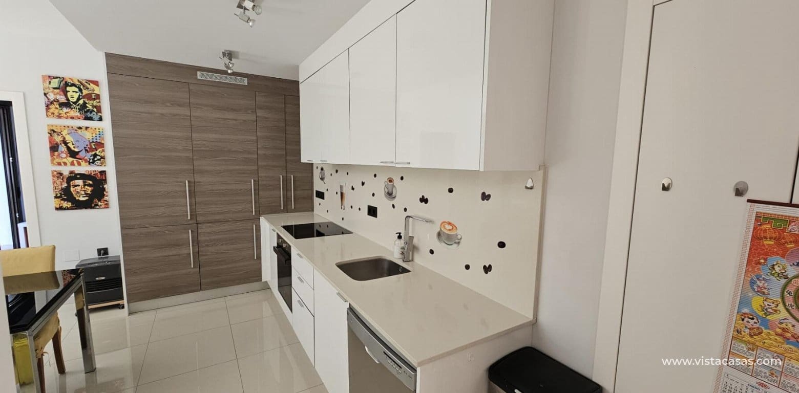 2 slaapkamer Villa te koop in Cabo Roig - € 299.000 (Ref: 9806789)