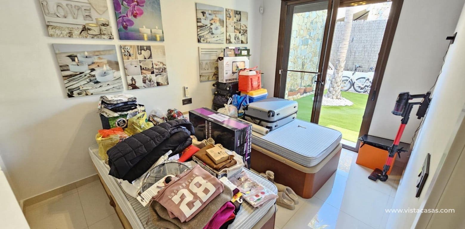 2 slaapkamer Villa te koop in Cabo Roig - € 299.000 (Ref: 9806789)