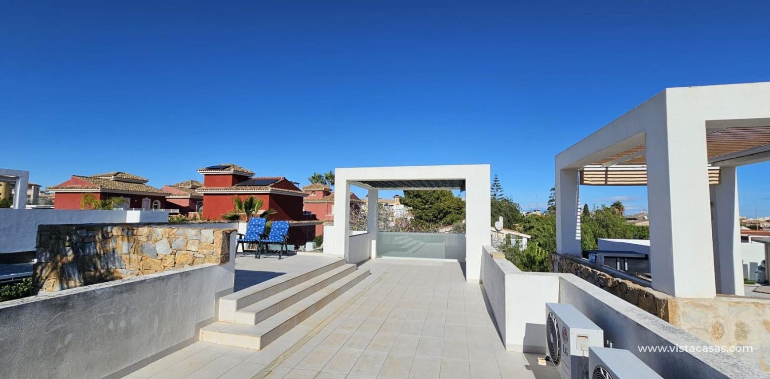 2 slaapkamer Villa te koop in Cabo Roig - € 299.000 (Ref: 9806789)