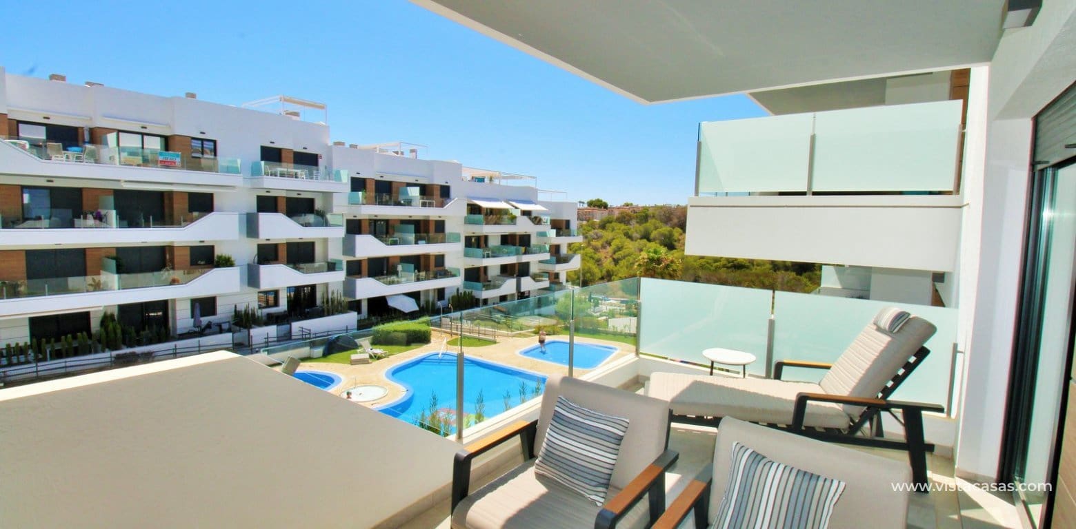 Apartamento de 2 habitaciones en Villamartin en venta con piscina - 229.000 € (Ref: 9807147)