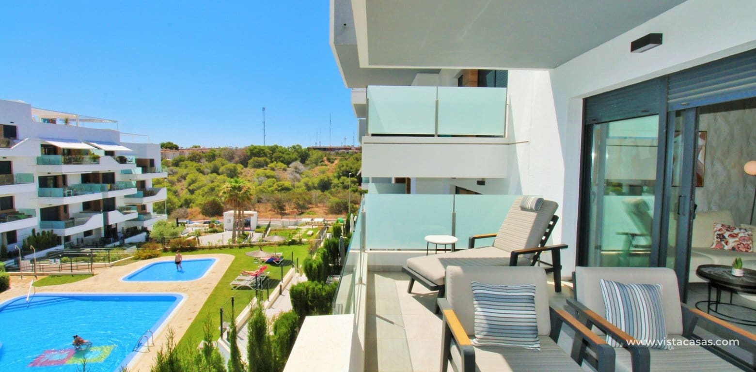 Apartamento de 2 habitaciones en Villamartin en venta con piscina - 229.000 € (Ref: 9807147)