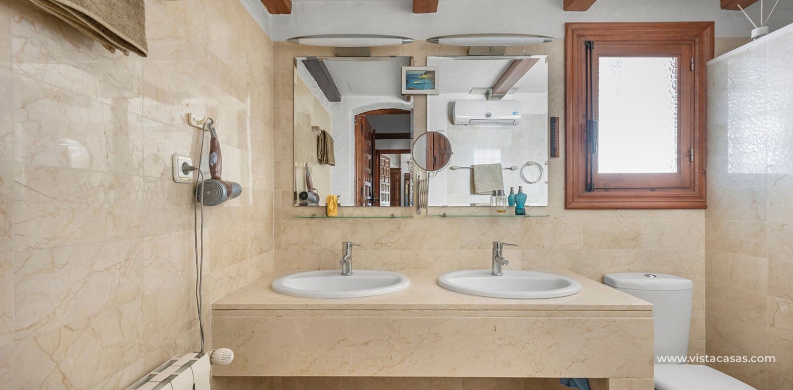 3 sovrum Villa till salu i Cabo Roig - 499 000 € (Ref: 9812462)