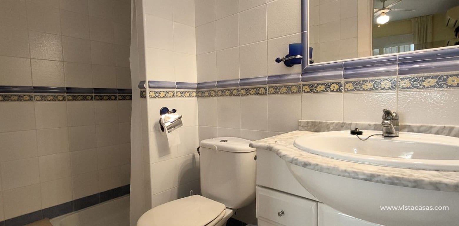 2 makuuhuone Bungalow myytävänä paikassa Villamartin - 214 900 € (Ref: 9813578)