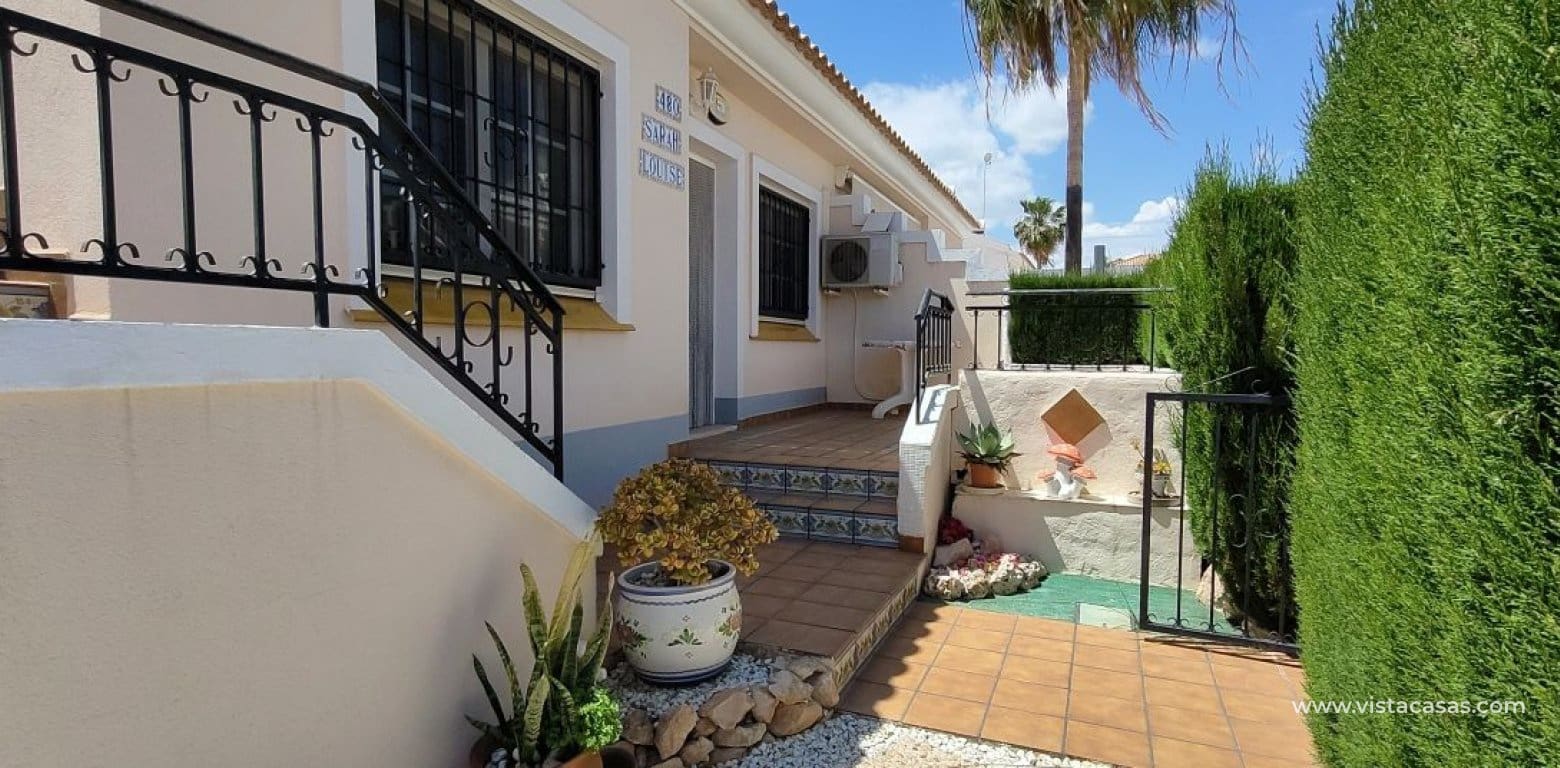 2 bedroom Bungalow for sale in Villamartin - € 214,900 (Ref: 9813578)