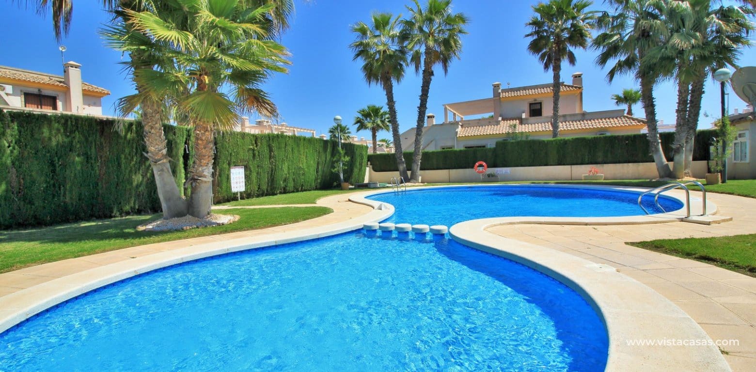 3 soveværelse Byhus til salg i Villamartin med swimmingpool - € 269.500 (Ref: 9816181)