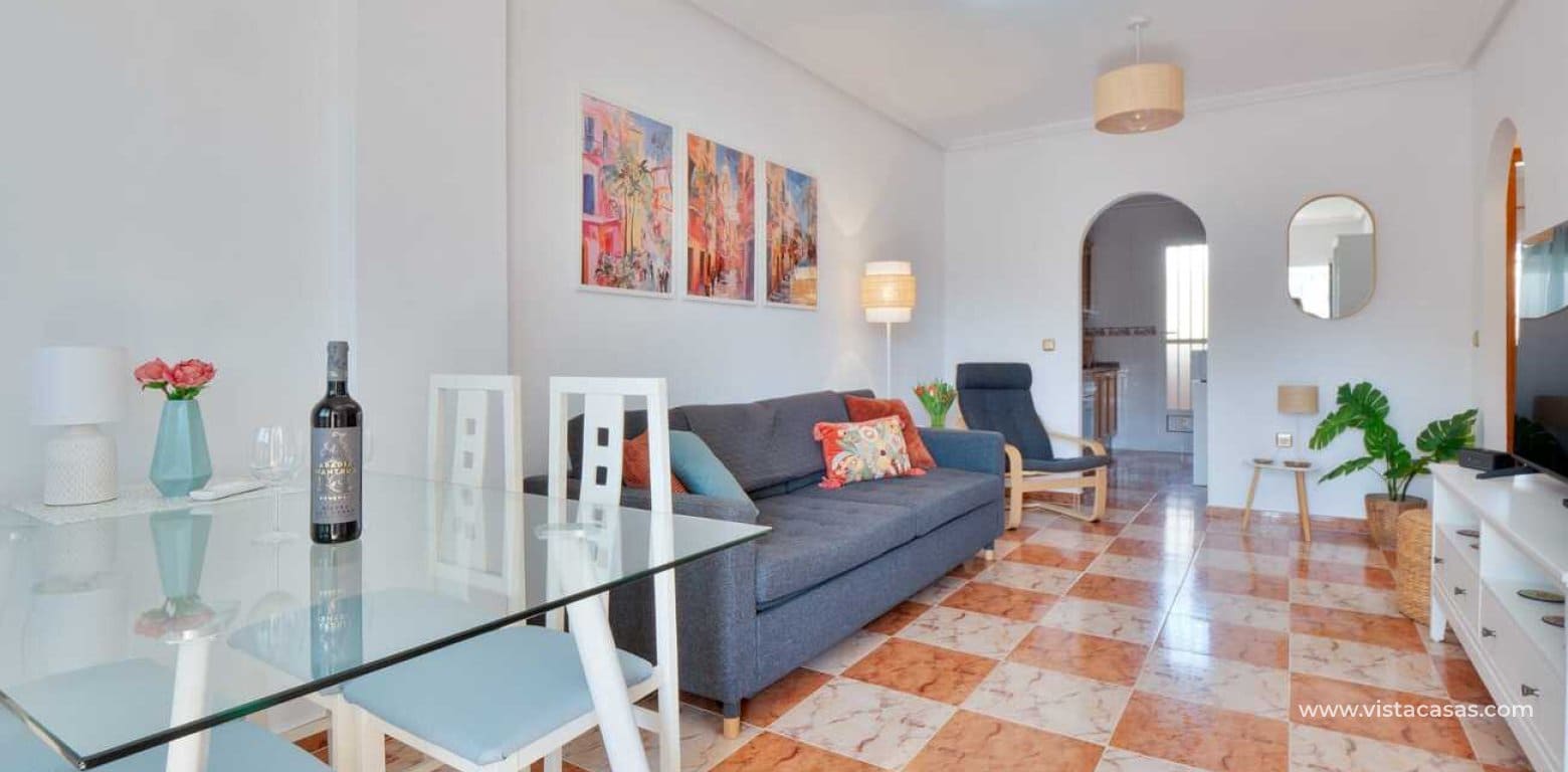Apartamento de 2 habitaciones en Villamartin en venta - 139.950 € (Ref: 9816182)