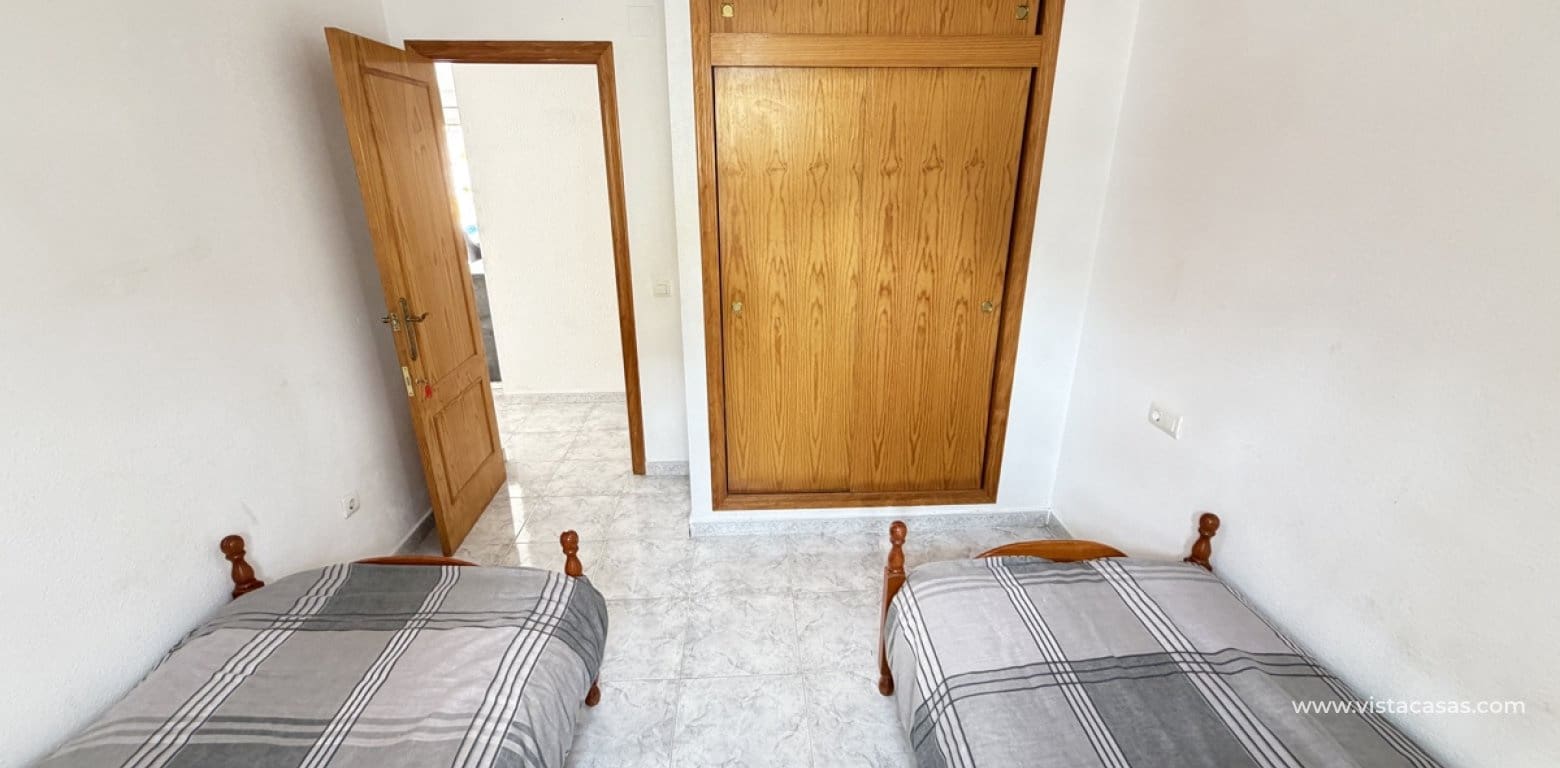4 slaapkamer Villa te koop in Villamartin - € 385.000 (Ref: 9816183)