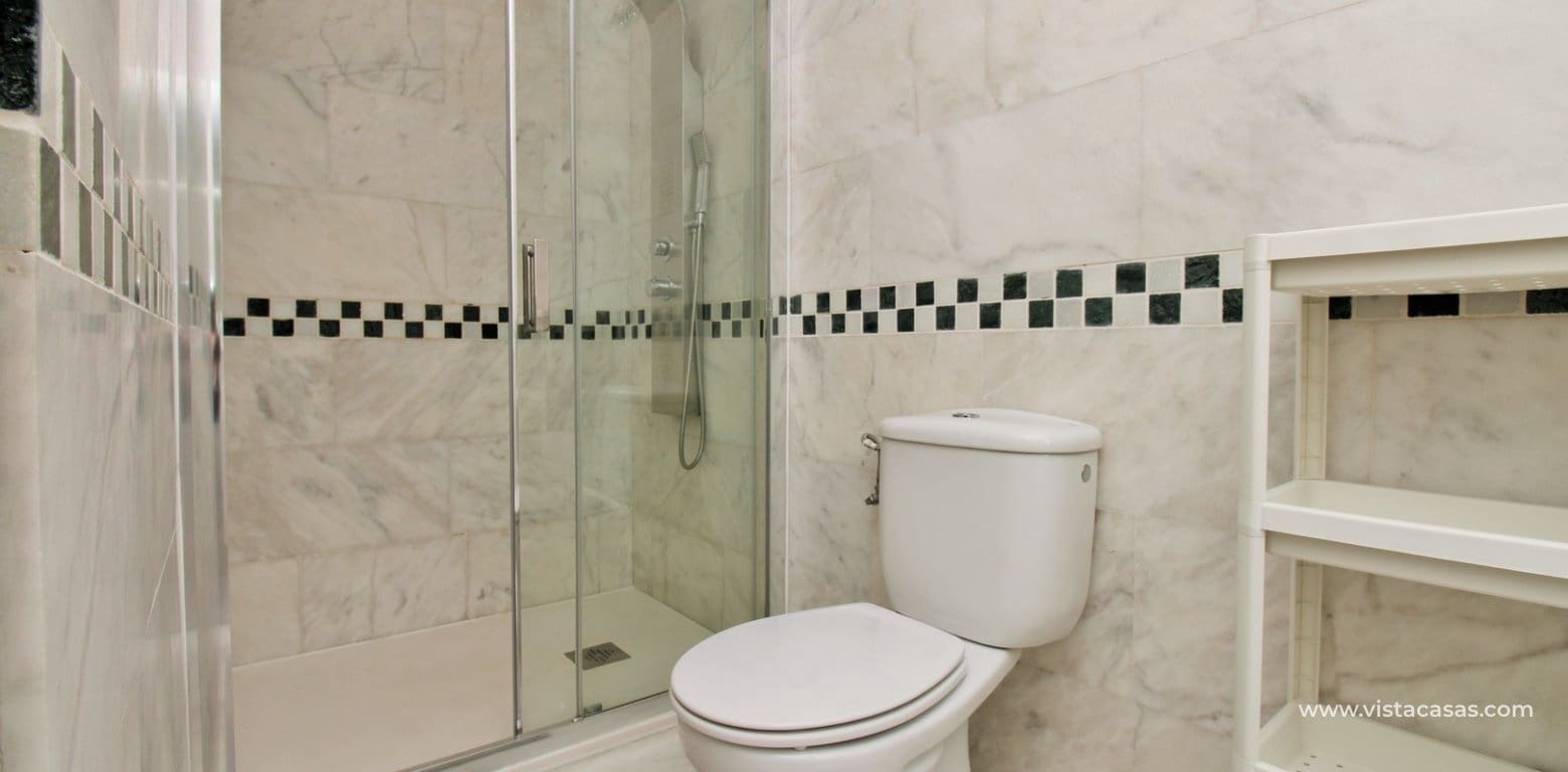 2 Zimmer Apartment zu verkaufen in Villamartin mit Pool - 169.900 € (Ref: 9816252)
