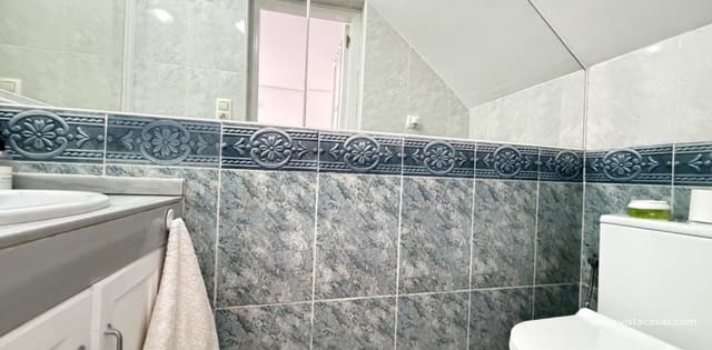 Casa de 2 habitaciones en Villamartin, Orihuela en venta - 179.995 € (Ref: 9823618)