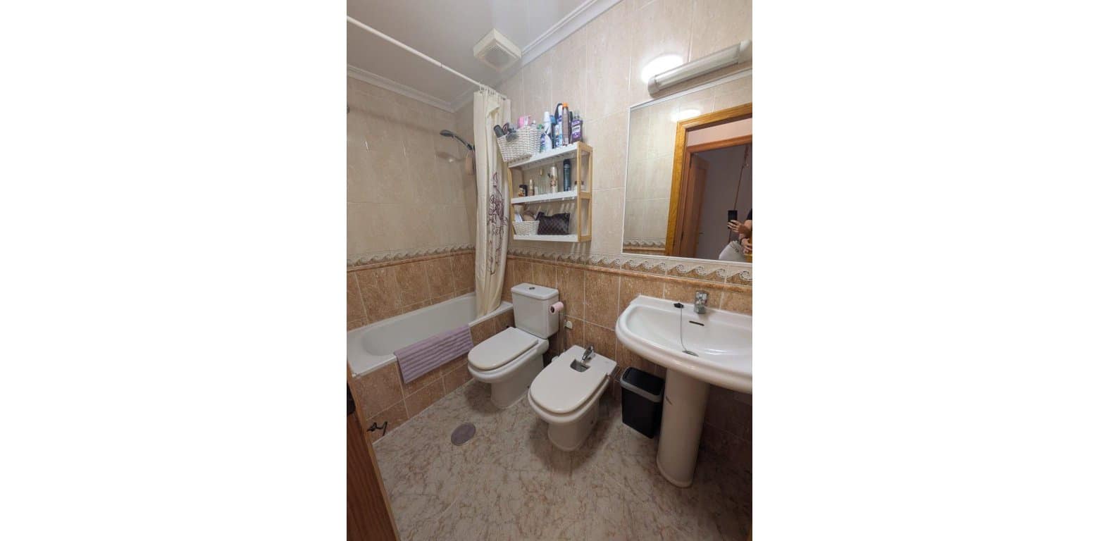 2 Zimmer Apartment zu verkaufen in Playa Flamenca - 155.000 € (Ref: 9823619)