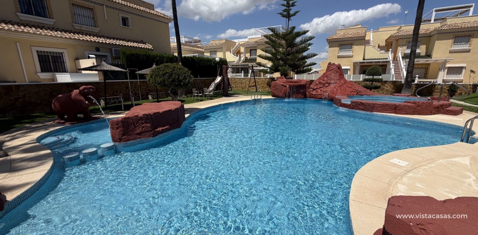 Apartamento de 2 habitaciones en Villamartin en venta - 199.995 € (Ref: 9834038)