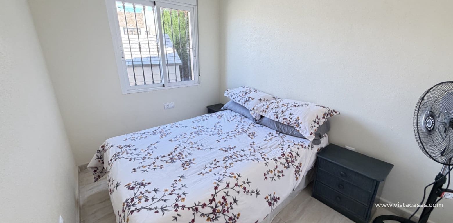 Apartamento de 2 habitaciones en Villamartin en venta - 199.995 € (Ref: 9834038)