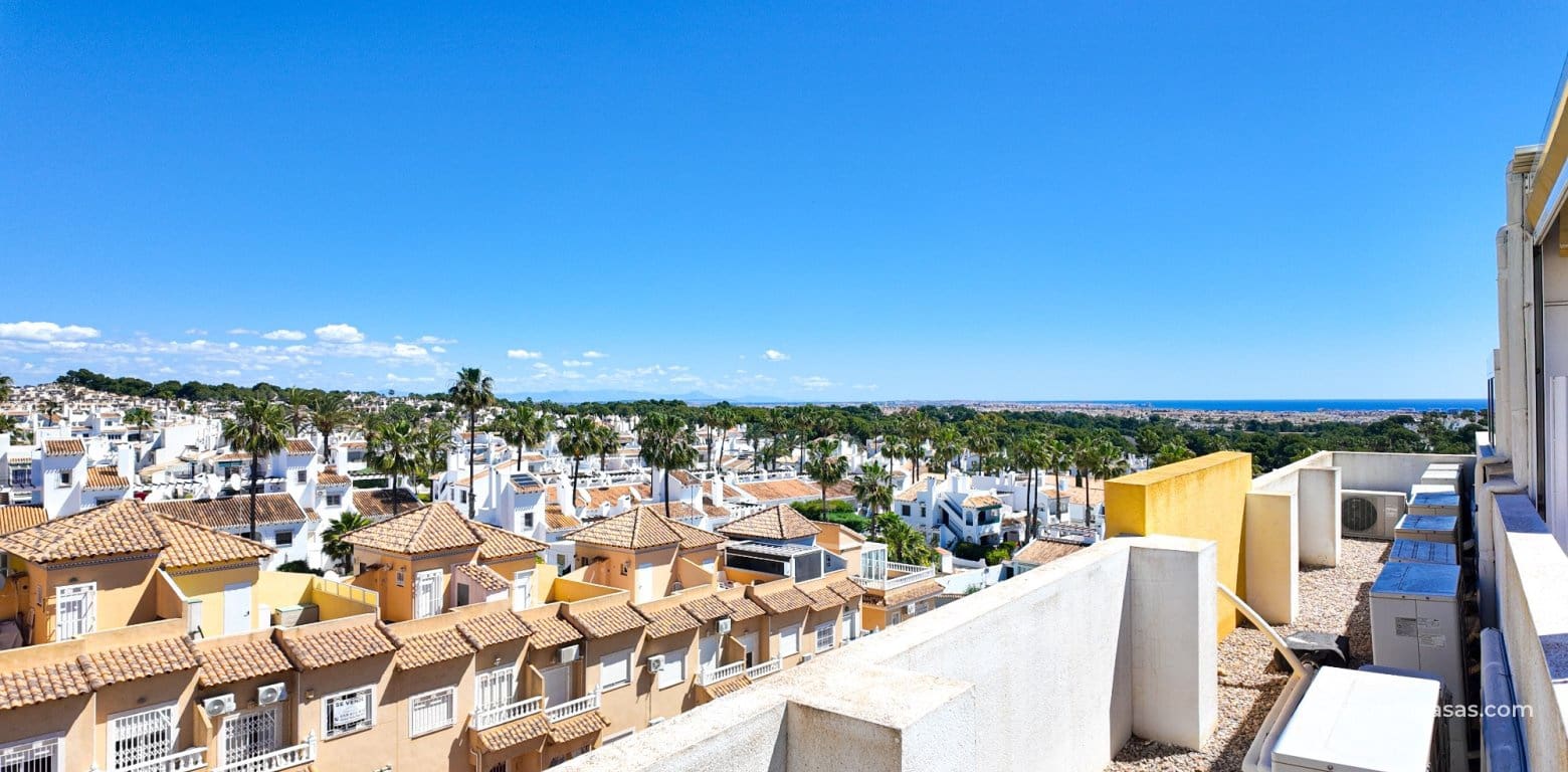 Apartamento de 2 habitaciones en Villamartin en venta - 269.000 € (Ref: 9836756)