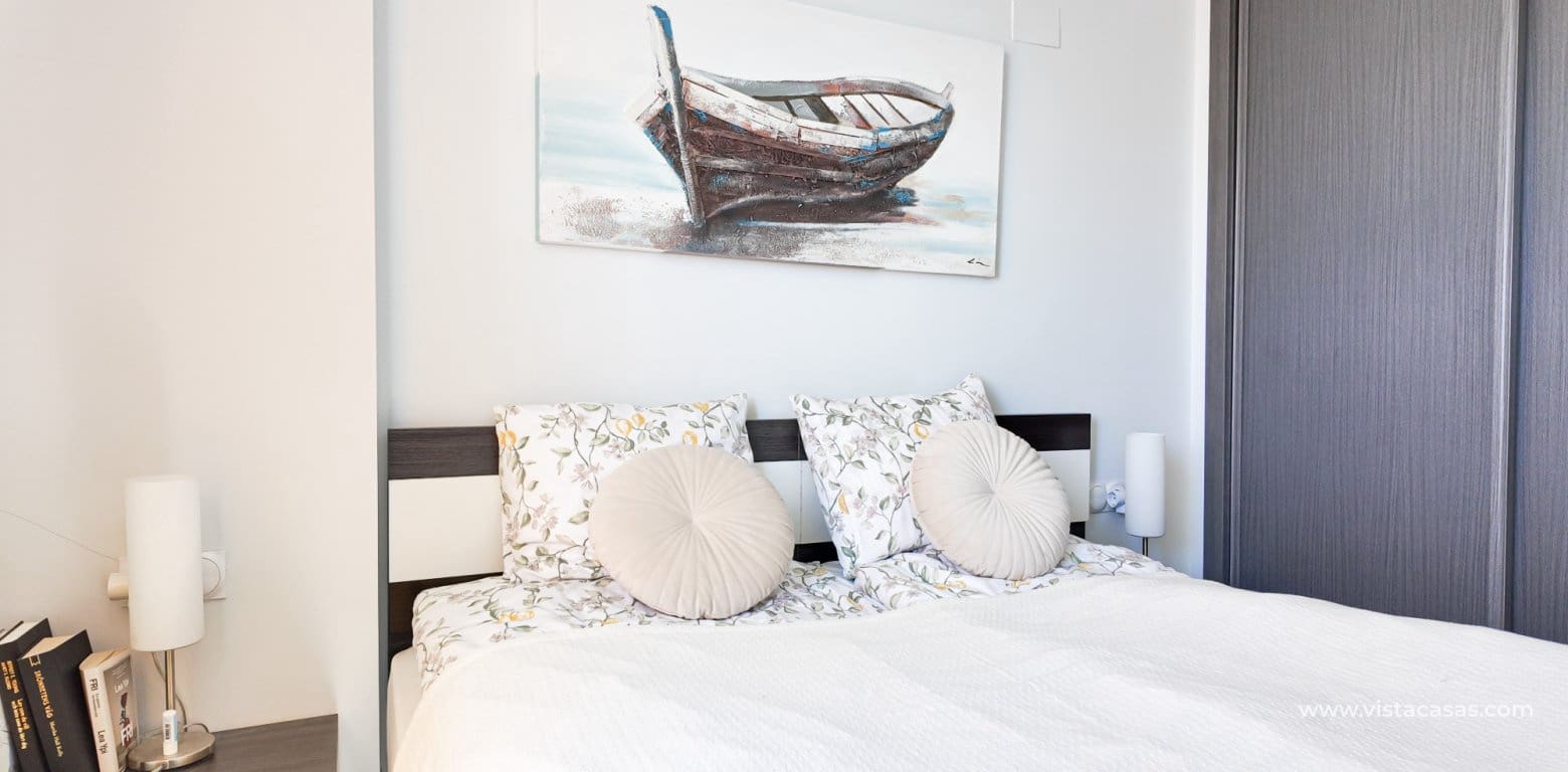 Apartamento de 2 habitaciones en Villamartin en venta - 269.000 € (Ref: 9836756)