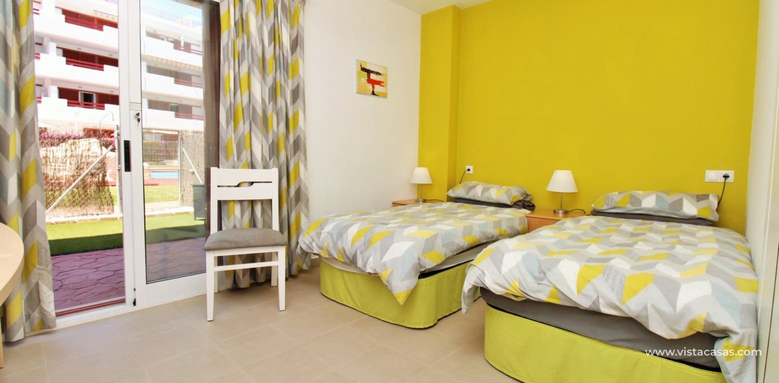 3 sypialnia Apartament na sprzedaż w Playa Flamenca z basenem - 225 000 € (Ref: 9844483)
