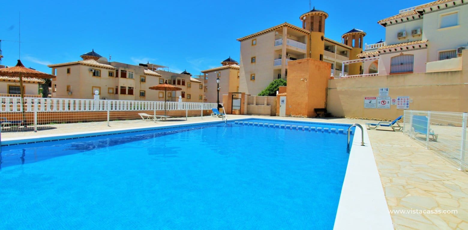 2 soverom Hus til salgs i Cabo Roig med svømmebasseng - € 219 900 (Ref: 9848124)