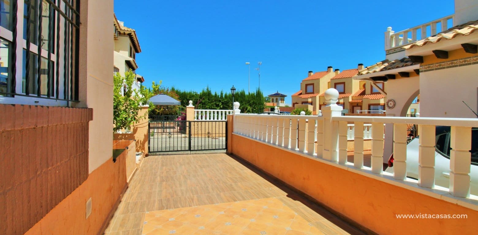 2 soverom Hus til salgs i Cabo Roig med svømmebasseng - € 219 900 (Ref: 9848124)