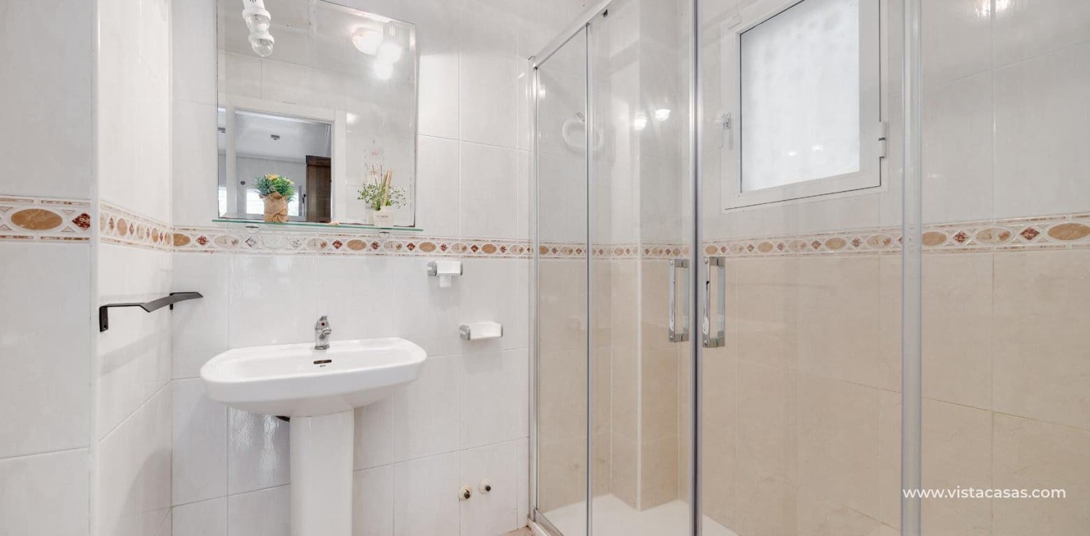 2 soveværelse Lejlighed til salg i Torrevieja - € 139.000 (Ref: 9849860)