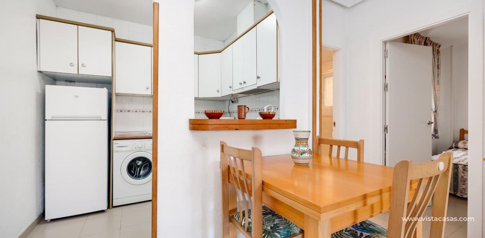 2 soveværelse Lejlighed til salg i Torrevieja - € 139.000 (Ref: 9849860)