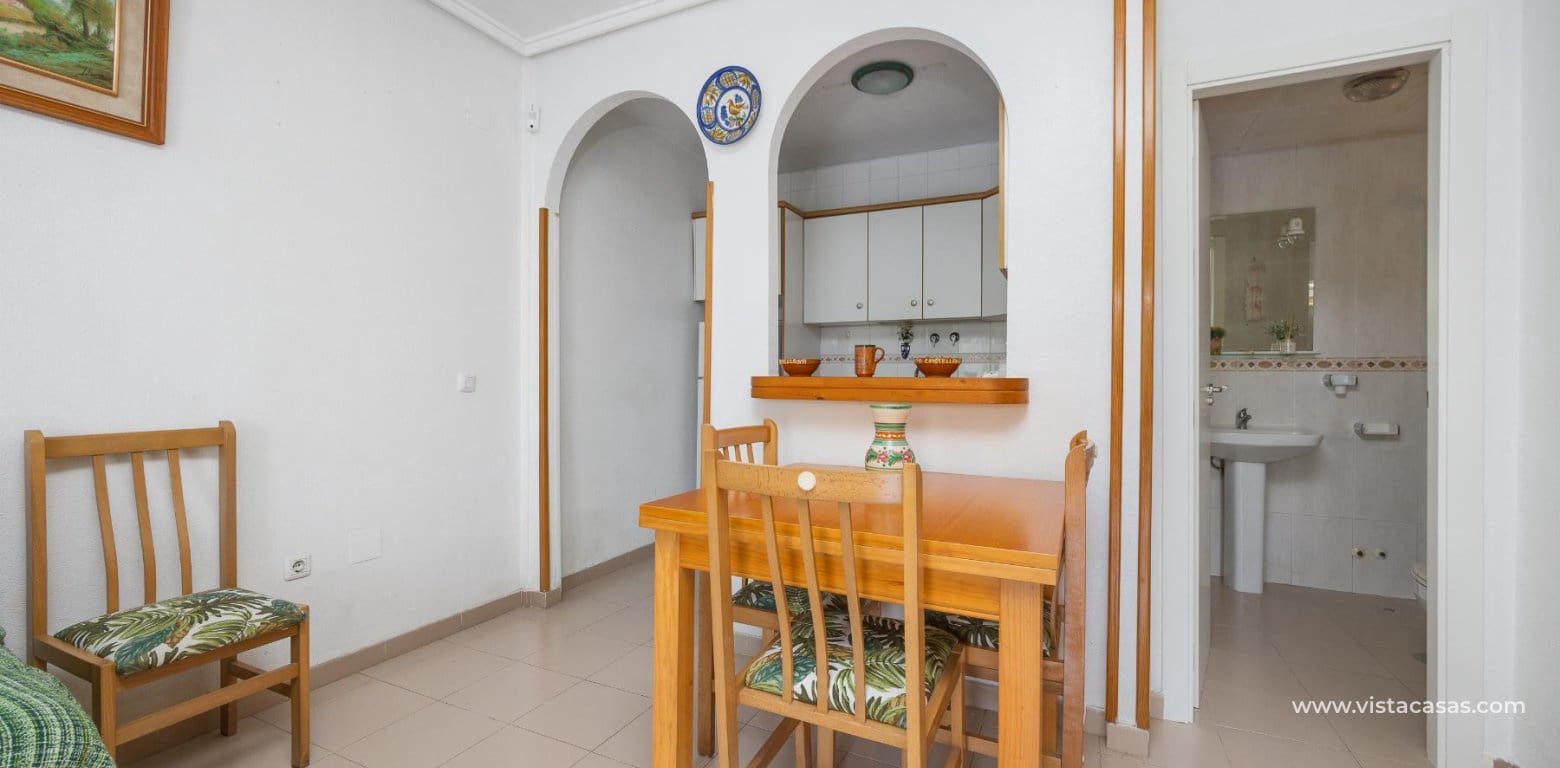 2 soveværelse Lejlighed til salg i Torrevieja - € 139.000 (Ref: 9849860)