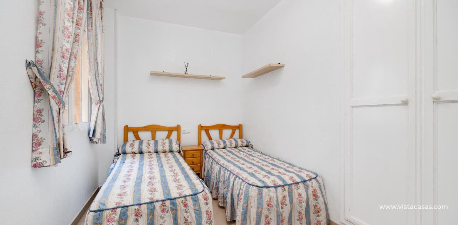 2 soveværelse Lejlighed til salg i Torrevieja - € 139.000 (Ref: 9849860)